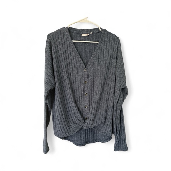 SO Sweaters - SO Charcoal Button-Up Women Cardigan - Large